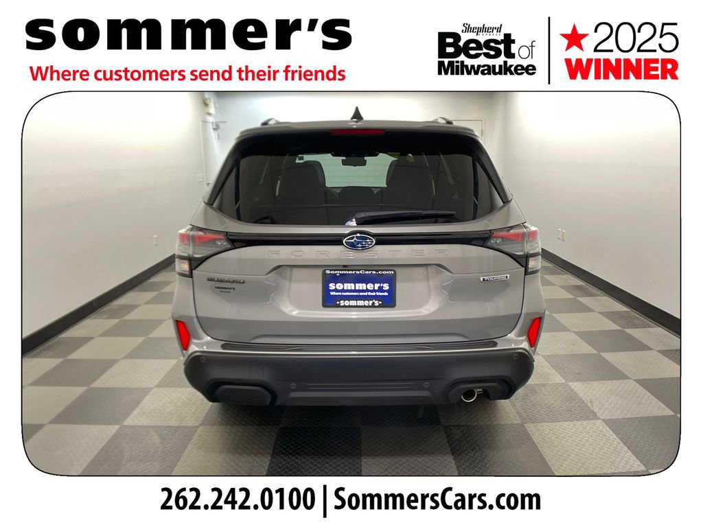 Used 2025 Subaru Forester Touring image 4