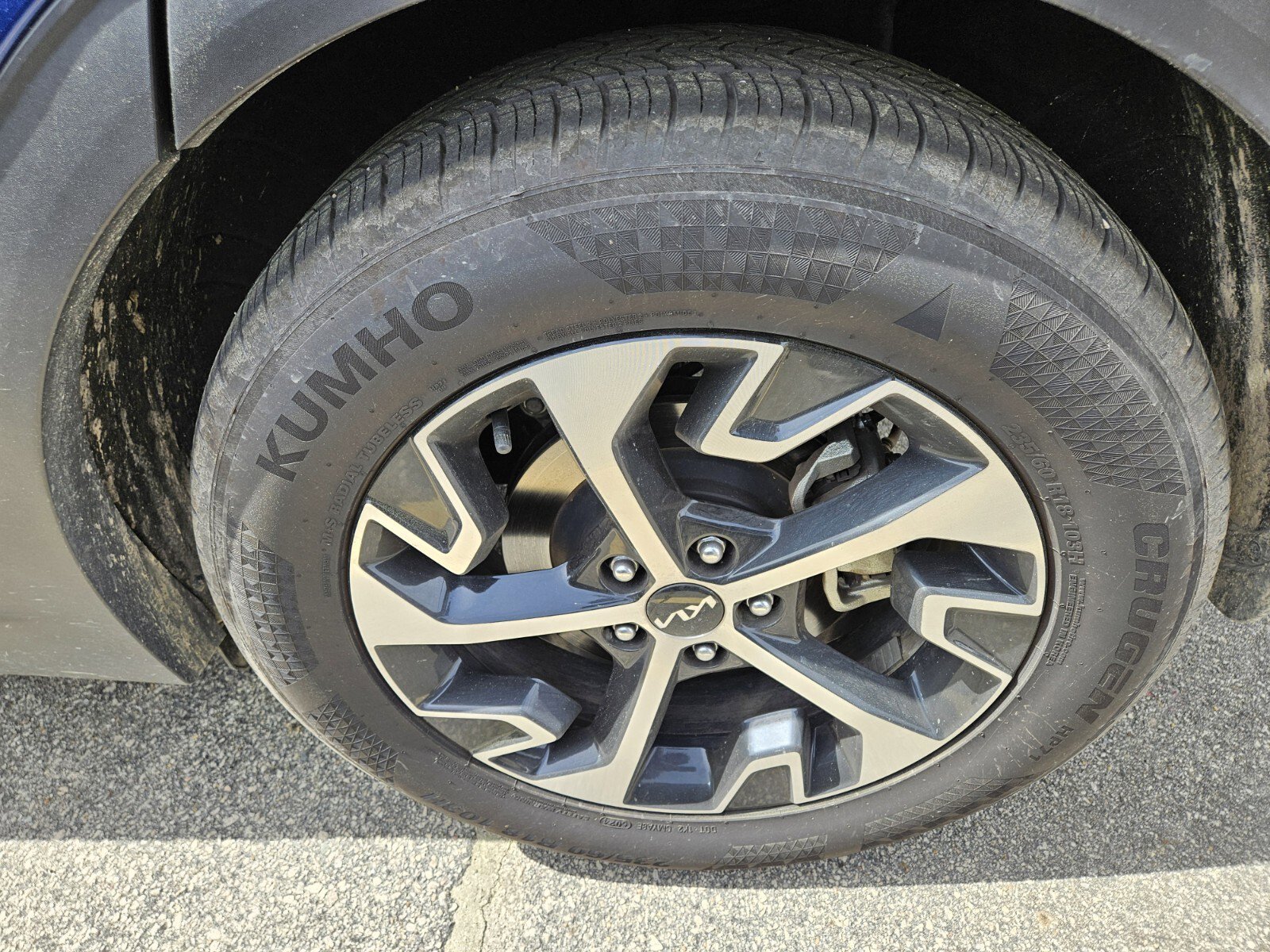 Used 2025 Kia Sportage EX w/ Premium Package image 12