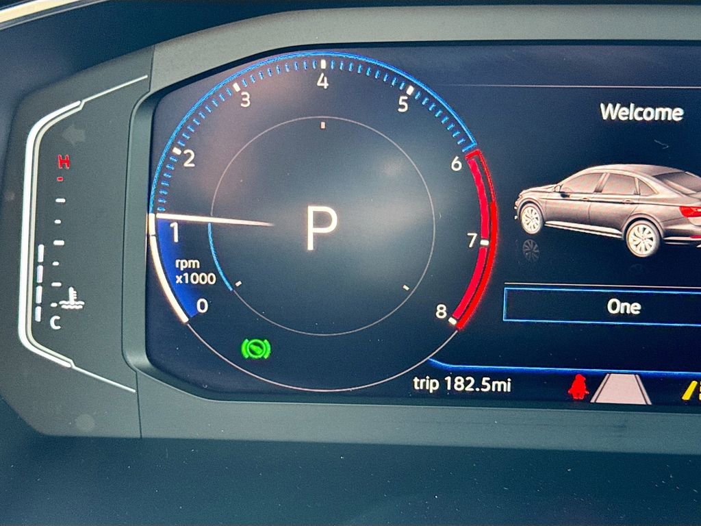 Used 2019 Volkswagen Jetta SEL image 14