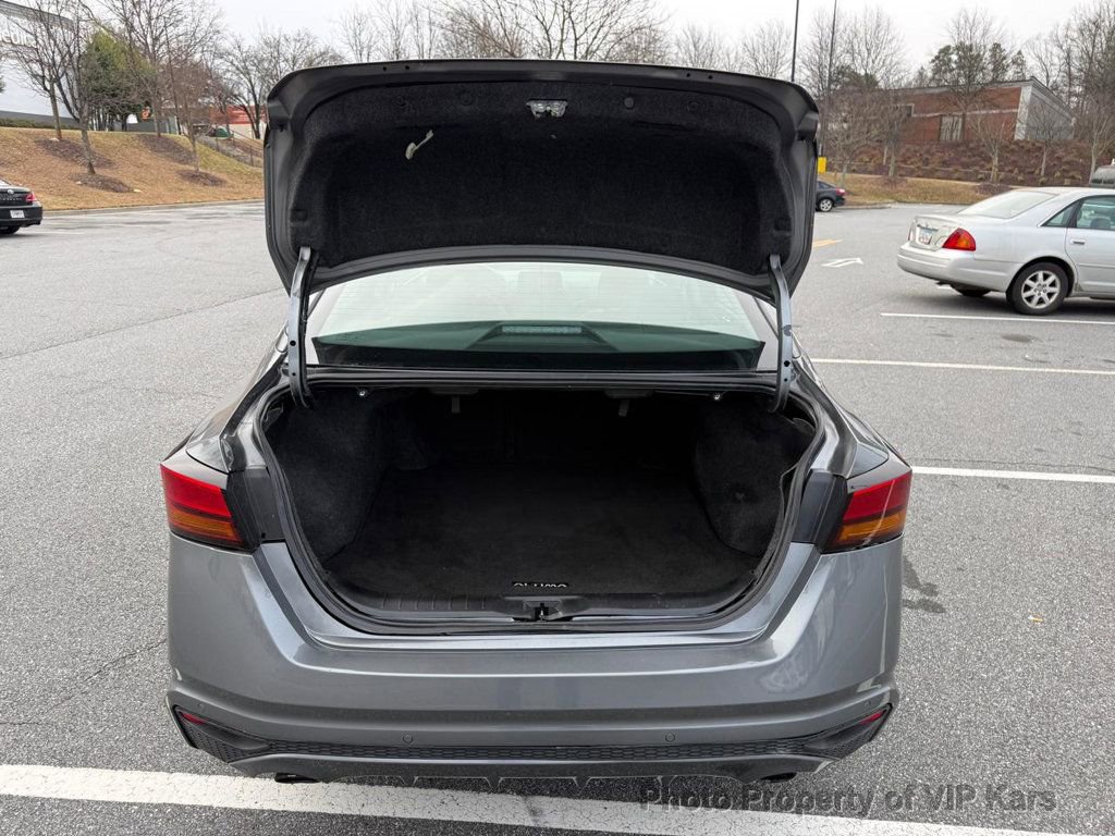 Used 2021 Nissan Altima 2.5 SR w/ SR Premium Package FWD image 8