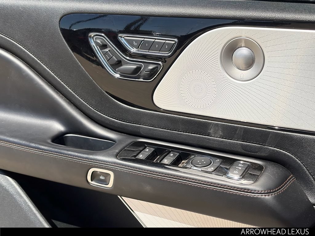 Used 2021 Lincoln Aviator Reserve w/ Equipment Group 210A AWD/4WD image 20