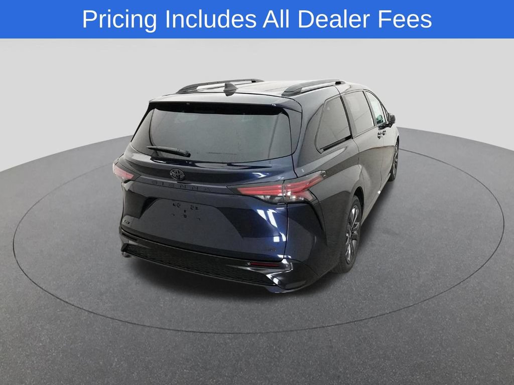 New 2026 Toyota Sienna XSE FWD image 8