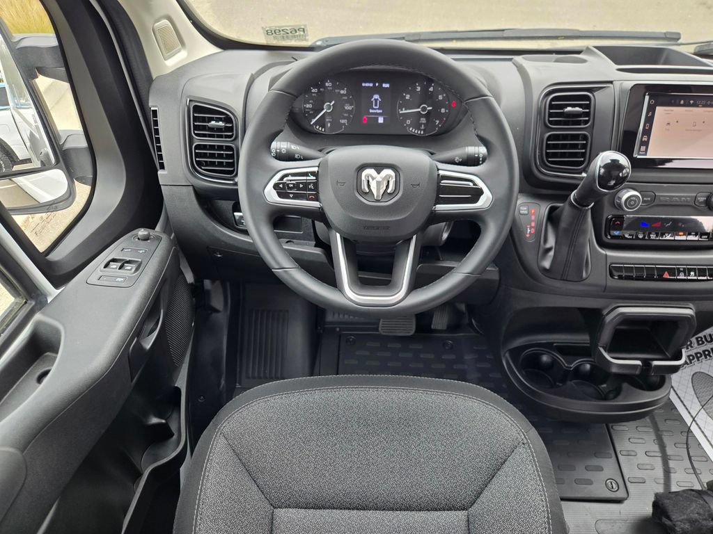 Used 2023 RAM ProMaster 2500 w/ Driver Convenience Group FWD image 16