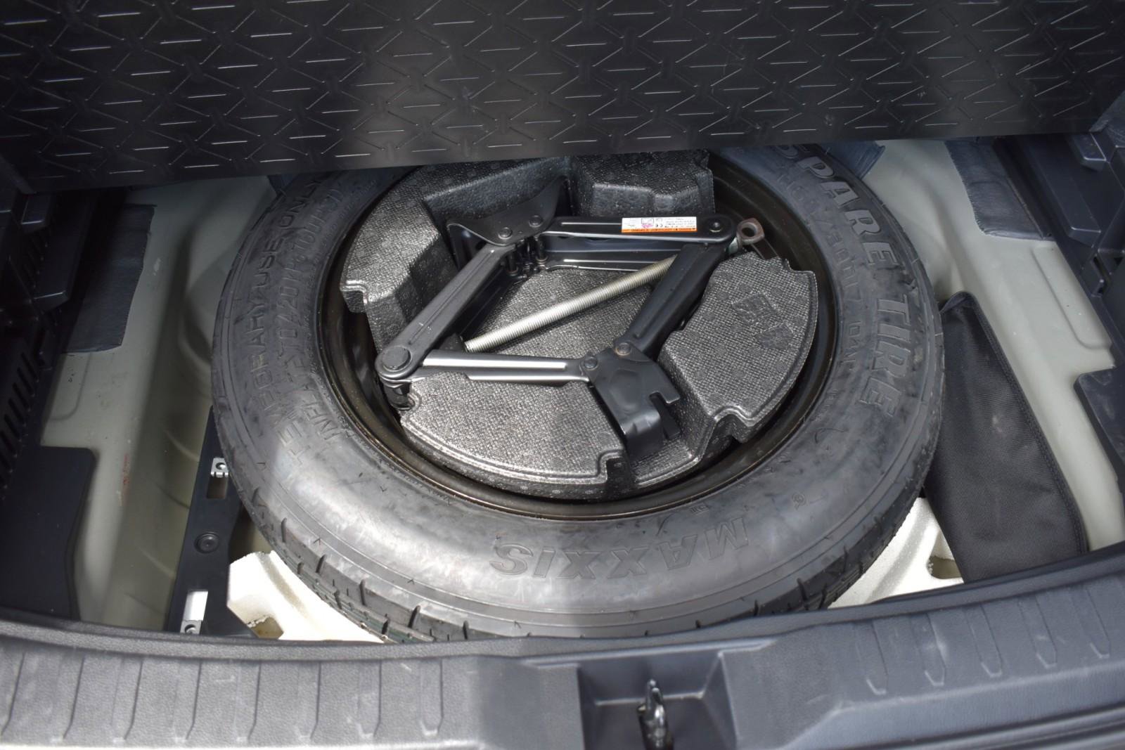 Used 2021 Toyota RAV4 XLE image 46