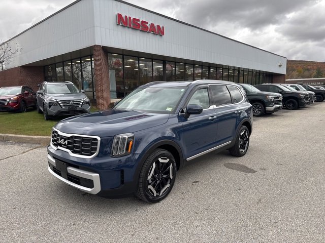 Used 2025 Kia Telluride S