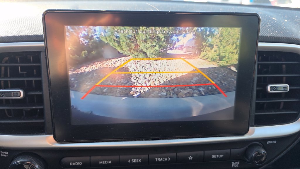 Used 2022 Hyundai Venue SEL FWD image 20