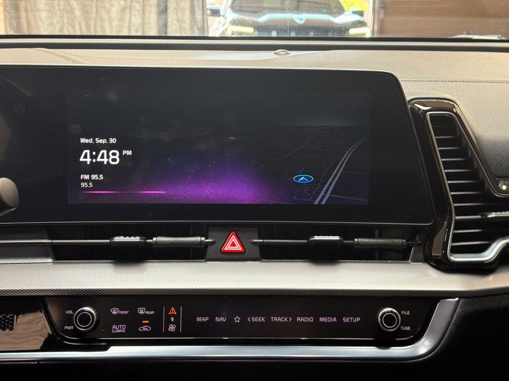 Used 2023 Kia Sportage SX FWD image 19