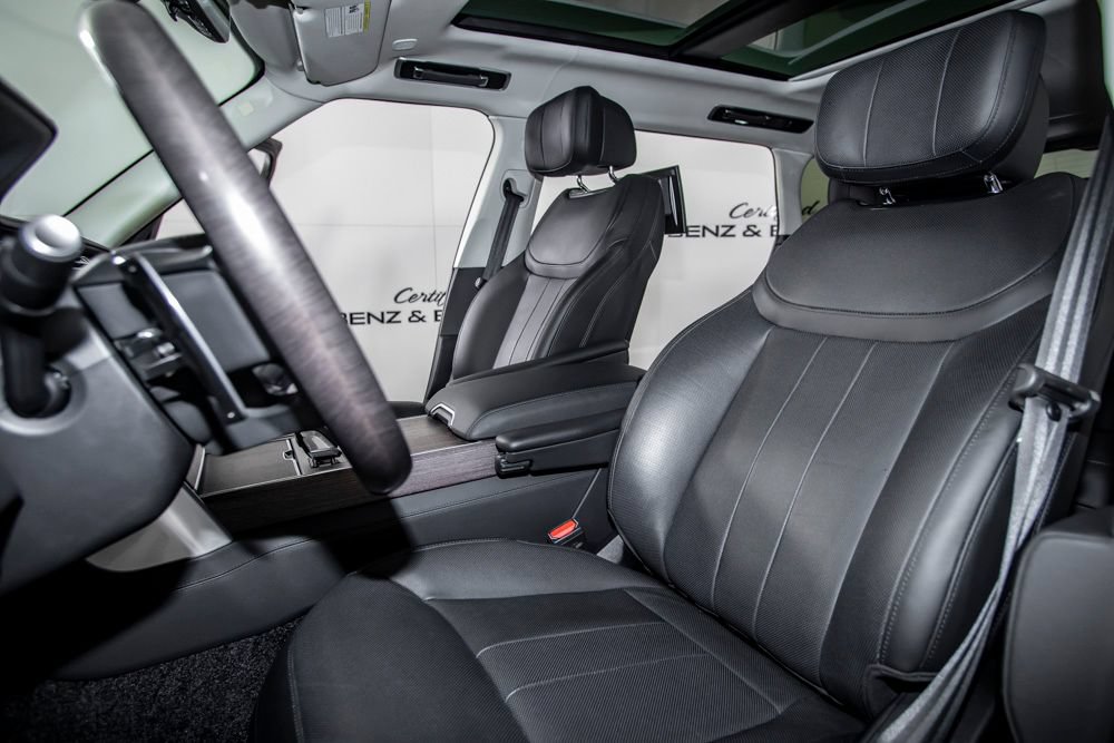 Used 2024 Land Rover Range Rover Long Wheelbase Autobiography AWD/4WD image 13