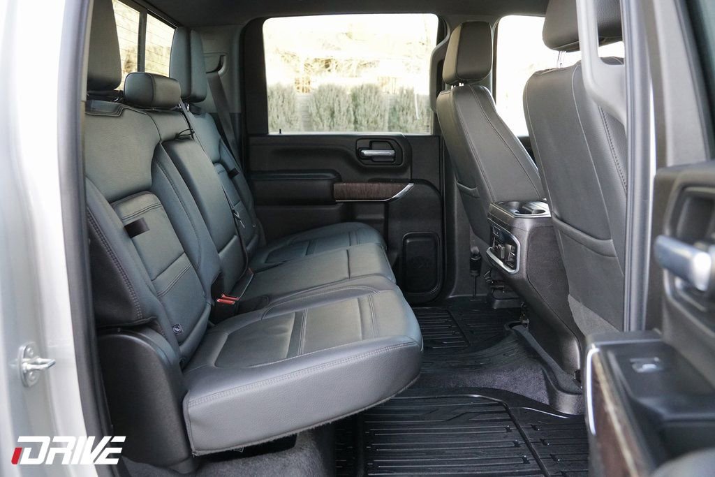 Used 2022 GMC Sierra 3500 Denali image 38