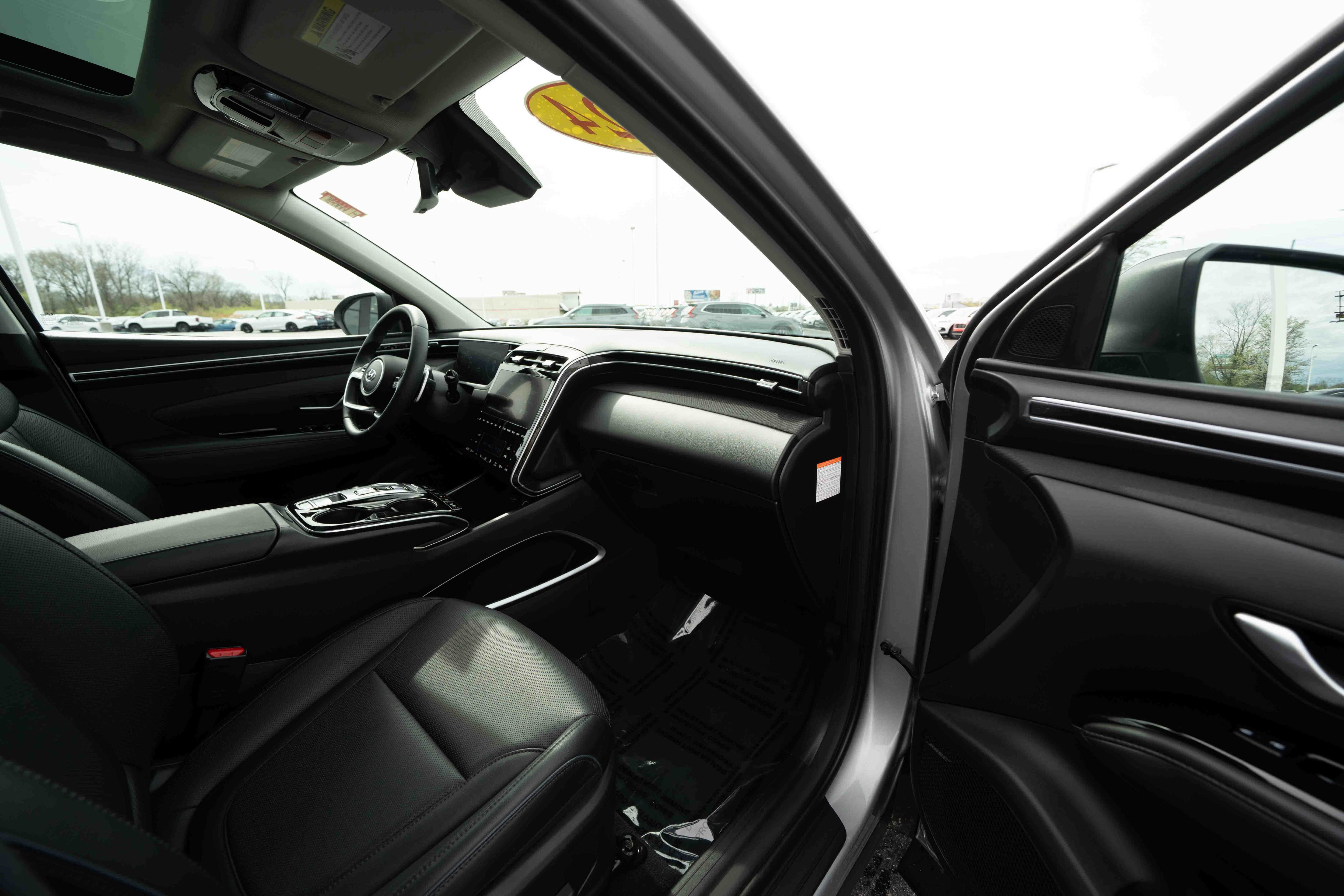 Used 2024 Hyundai Tucson Limited AWD/4WD image 26