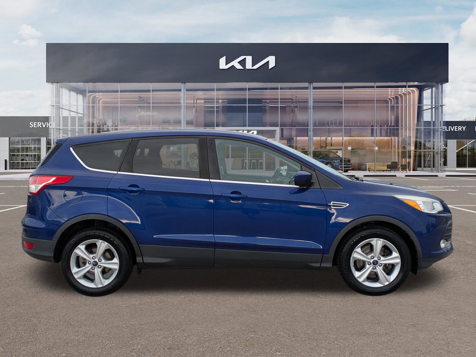 Used 2016 Ford Escape SE AWD/4WD image 3