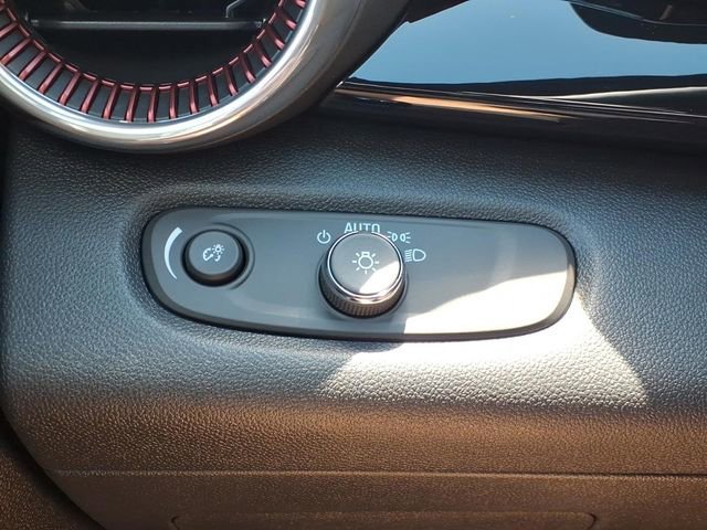 New 2026 Chevrolet Trax RS w/ Sunroof Package FWD image 14