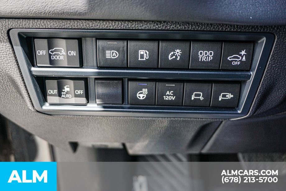 Used 2025 Toyota Sequoia Platinum AWD/4WD image 51