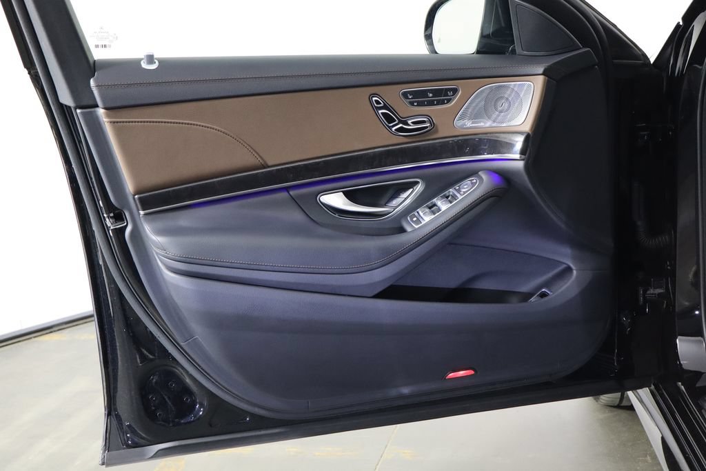 Used 2018 Mercedes-Benz S 450 Sedan image 18
