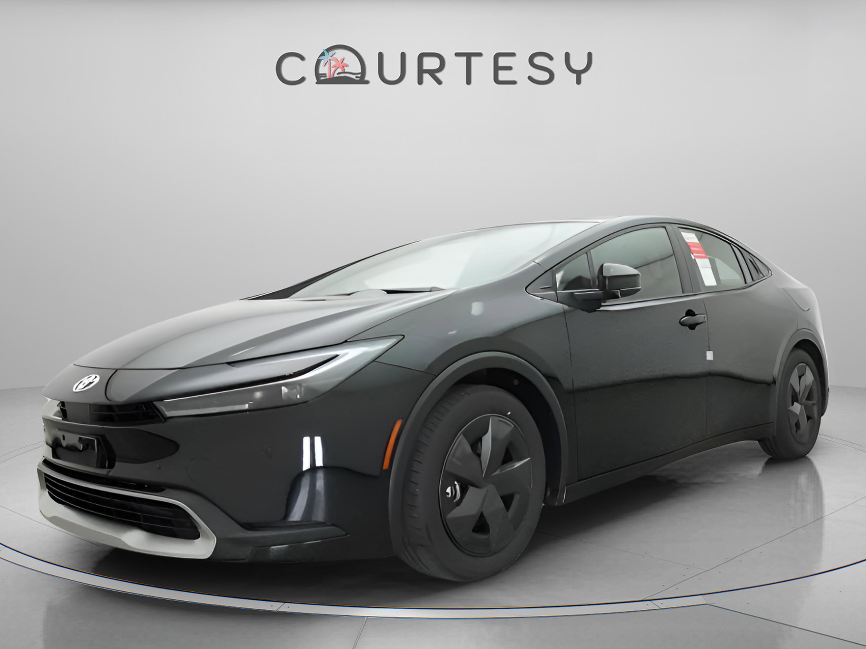 New 2025 Toyota Prius Plug-In Hybrid image 4