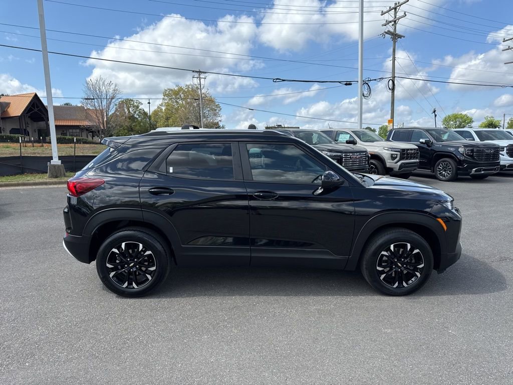 Used 2023 Chevrolet TrailBlazer LT w/ Convenience Package image 6