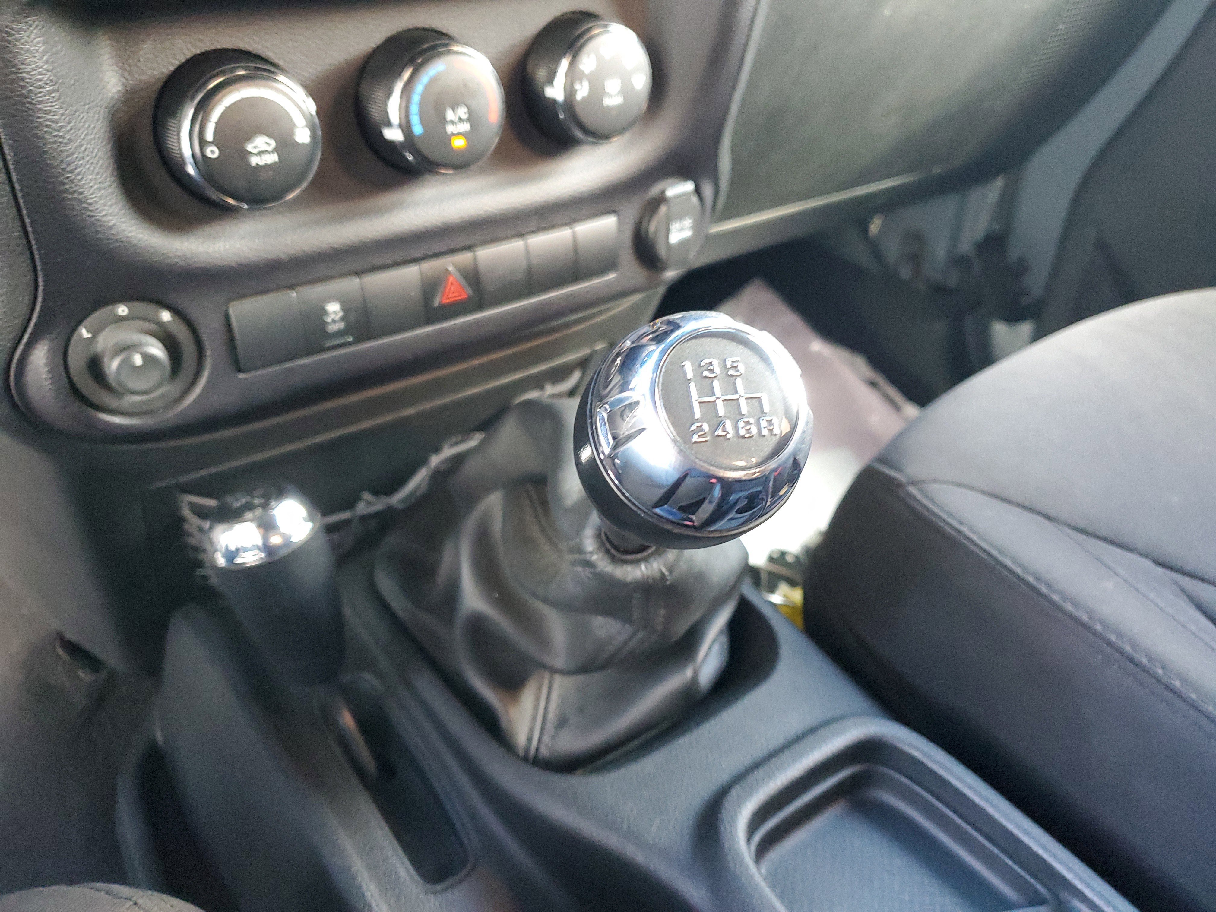 Used 2015 Jeep Wrangler Sport w/ Quick Order Package 23S image 17