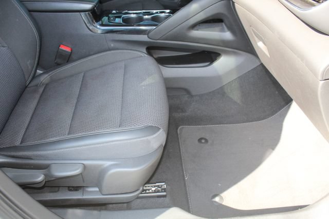 Used 2022 Buick Envision Preferred FWD image 15