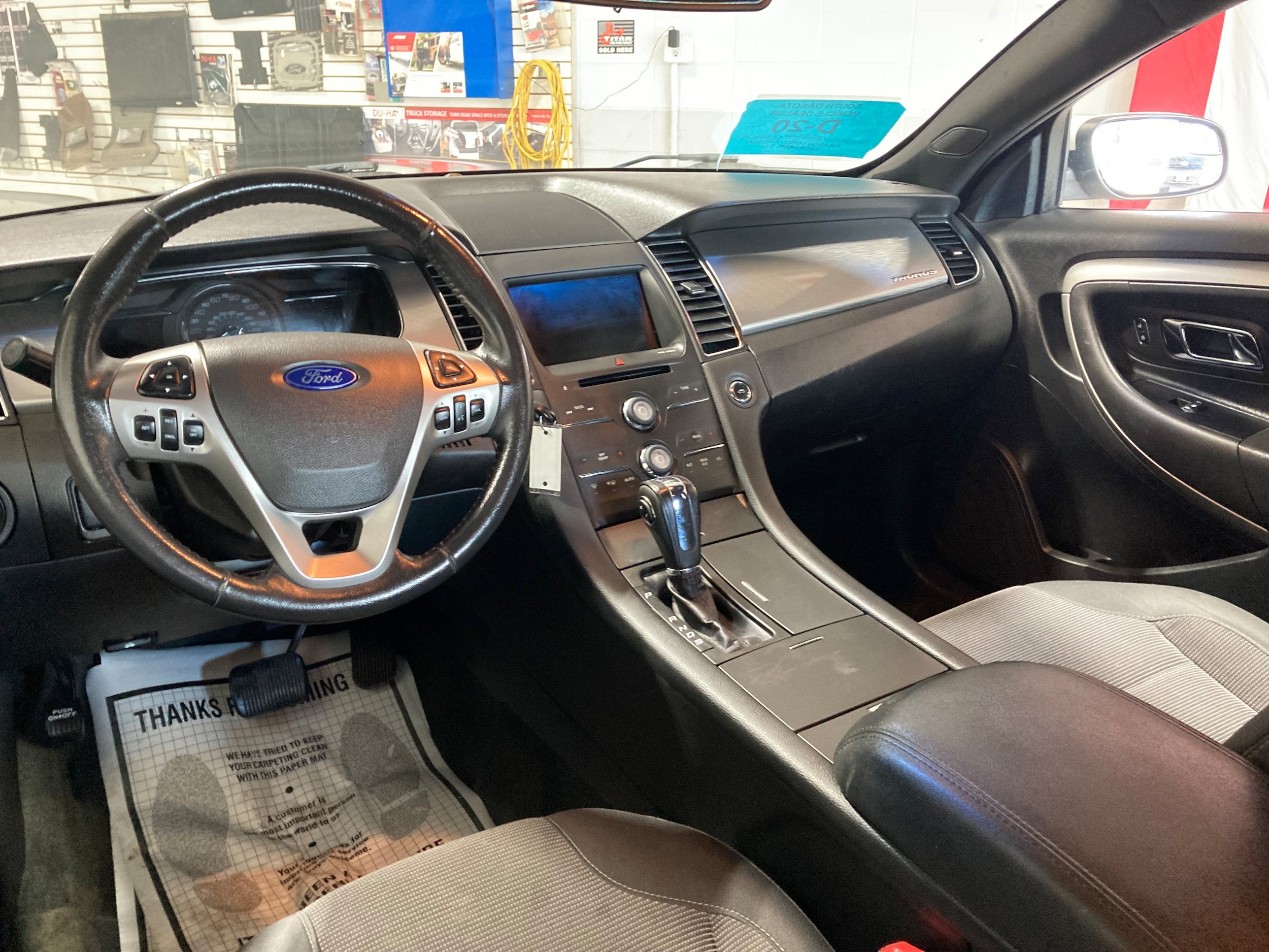 Used 2013 Ford Taurus SEL FWD image 15