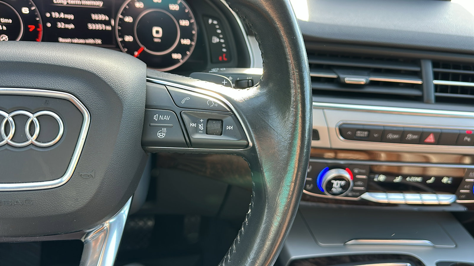 Used 2019 Audi Q7 2.0T Premium Plus image 17