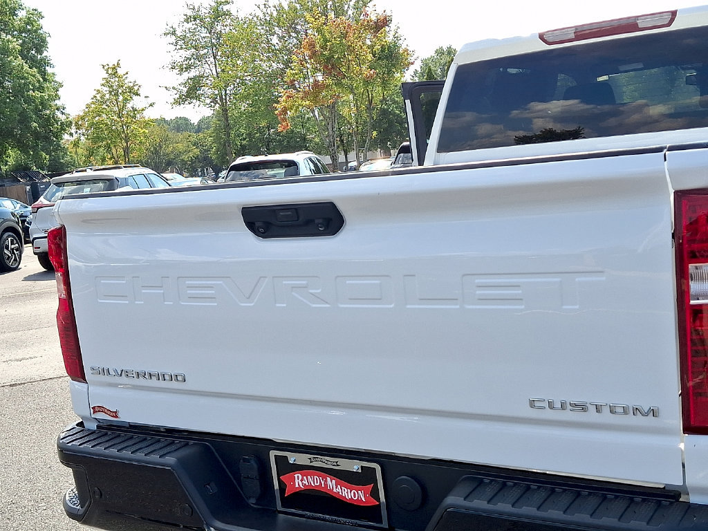 Used 2025 Chevrolet Silverado 2500 Custom w/ Custom Value Package AWD/4WD image 28