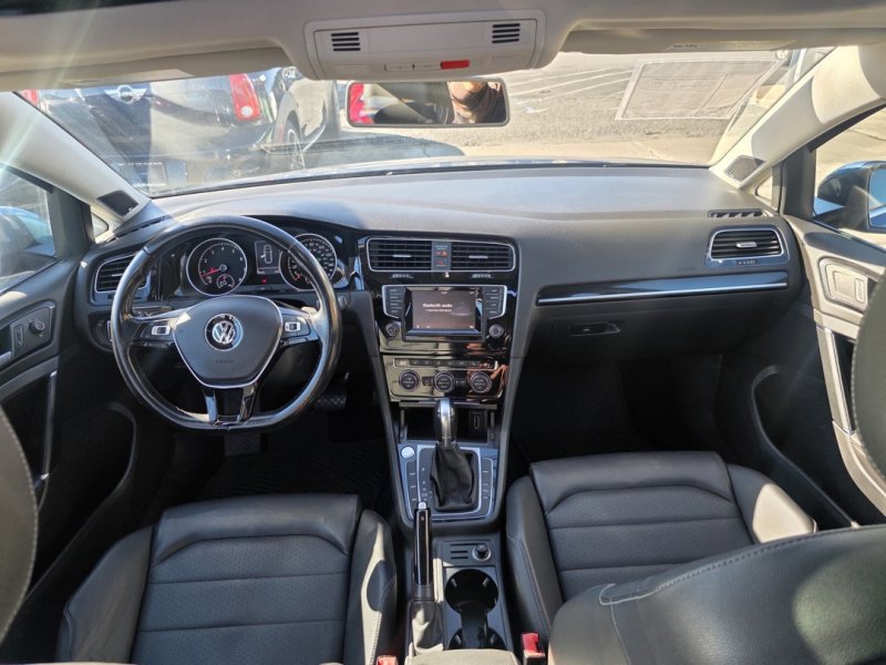 Used 2015 Volkswagen Golf SEL image 18