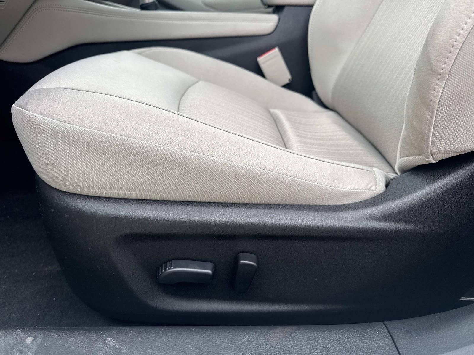 Used 2023 Nissan Altima 2.5 SV FWD image 16