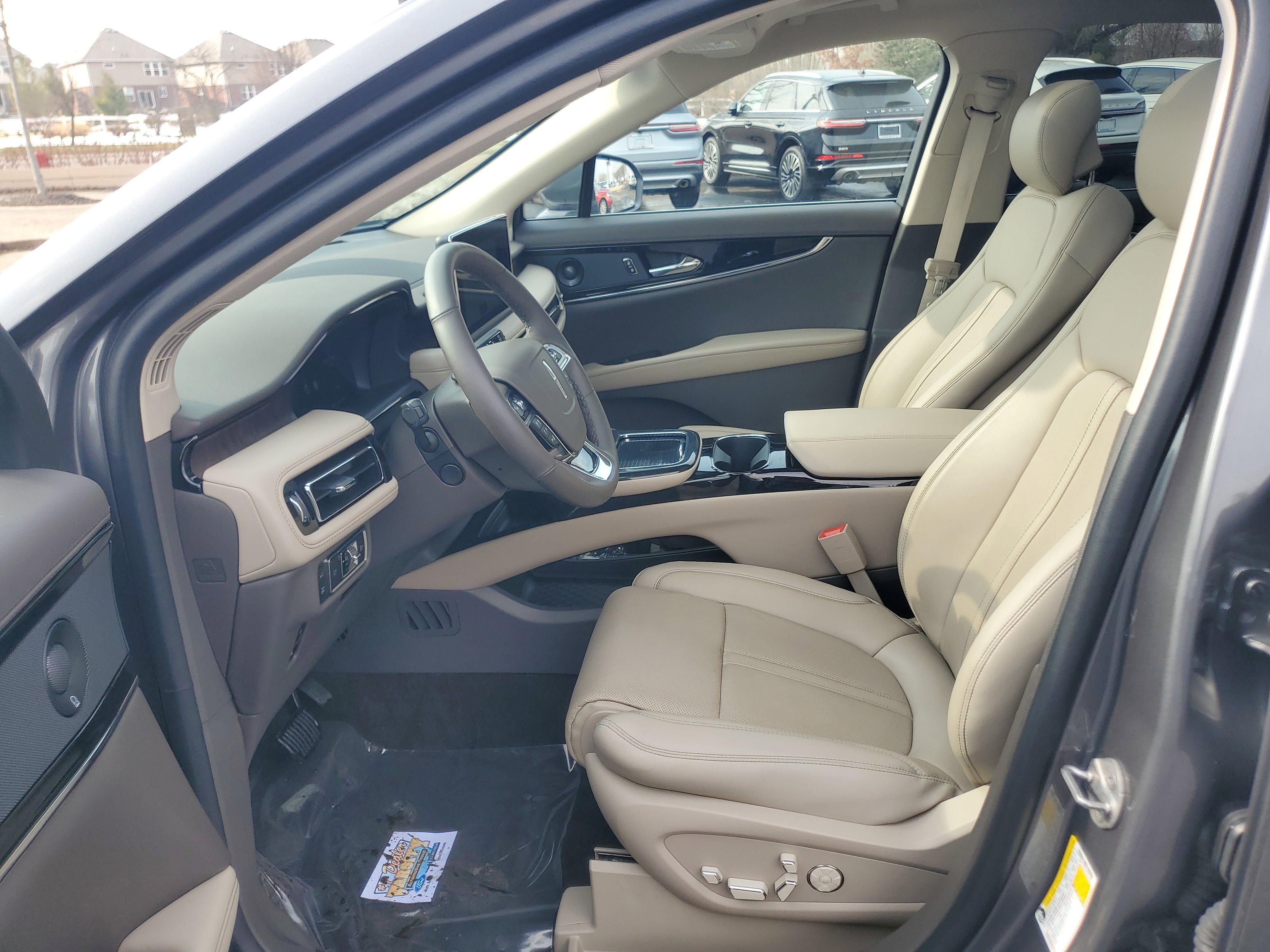 Certified 2023 Lincoln Nautilus Reserve w/ Equipment Group 201A image 12