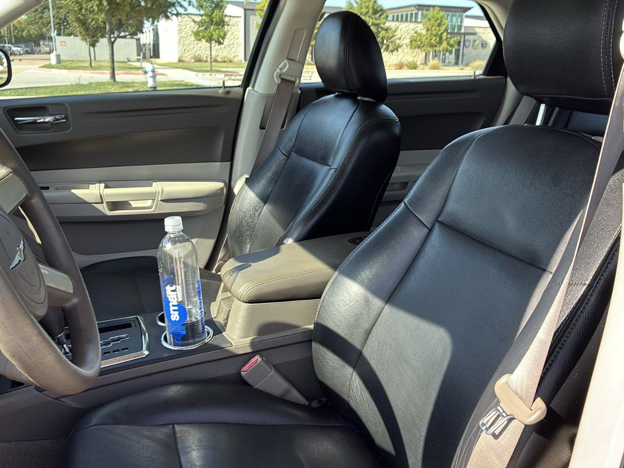 Used 2008 Chrysler 300 LX RWD image 18