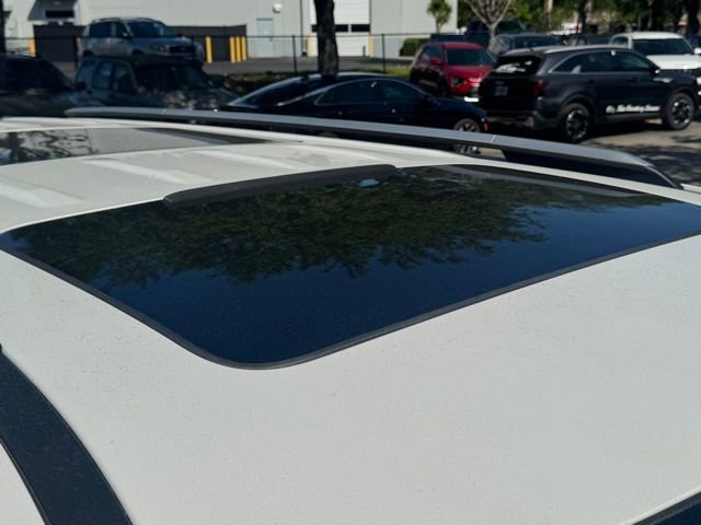 Used 2024 Kia Carnival SX Prestige FWD image 8