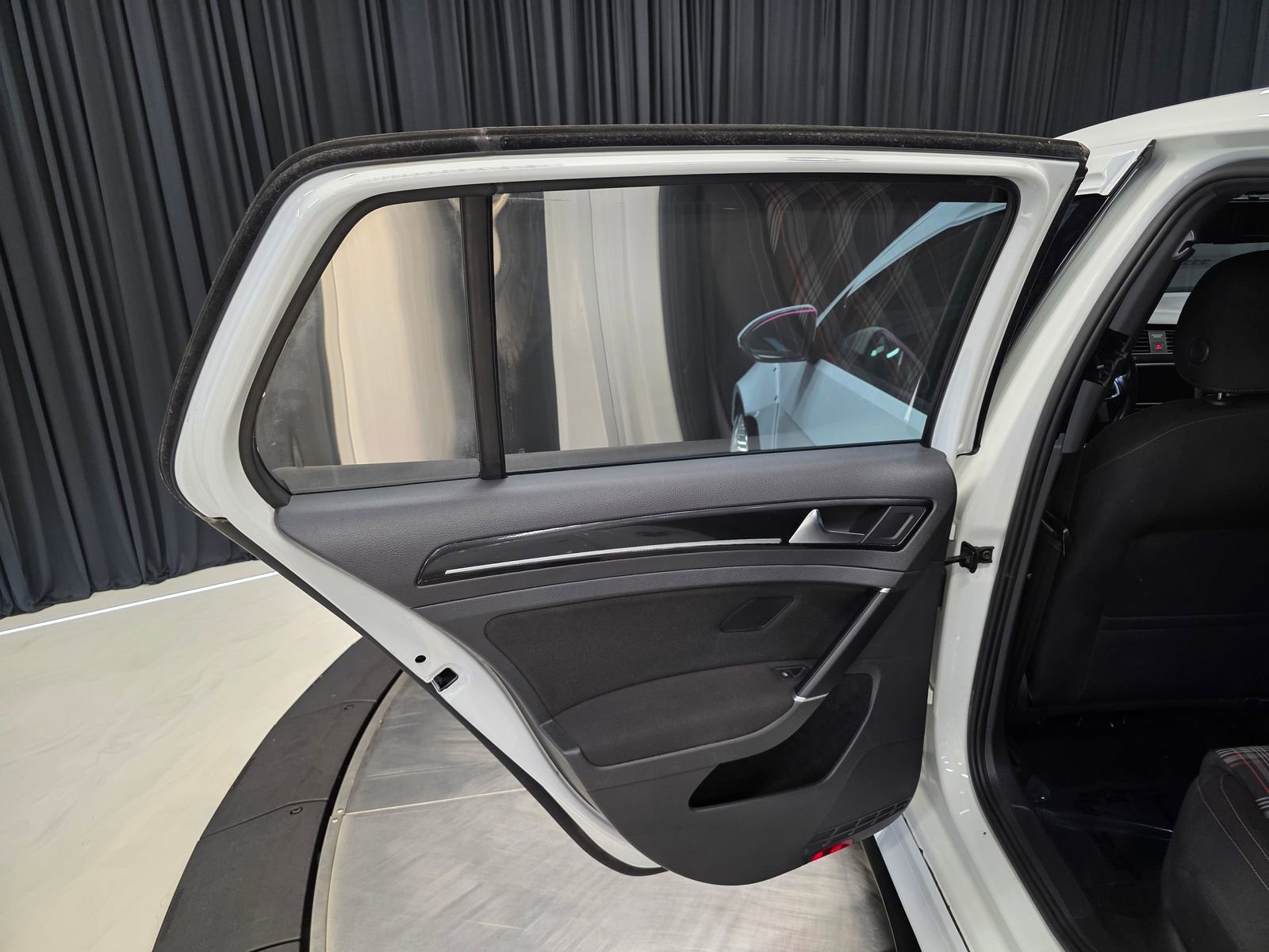 Used 2017 Volkswagen GTI S FWD image 23