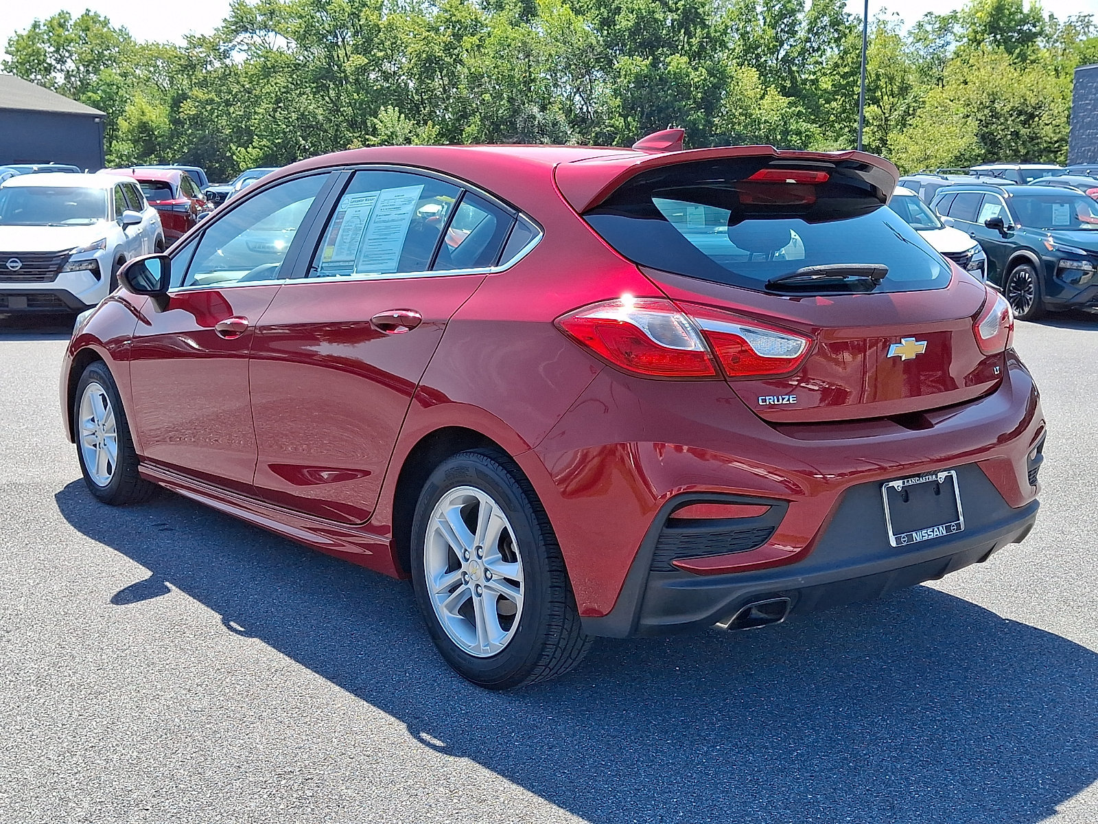 Used 2017 Chevrolet Cruze LT w/ Convenience Package FWD image 5