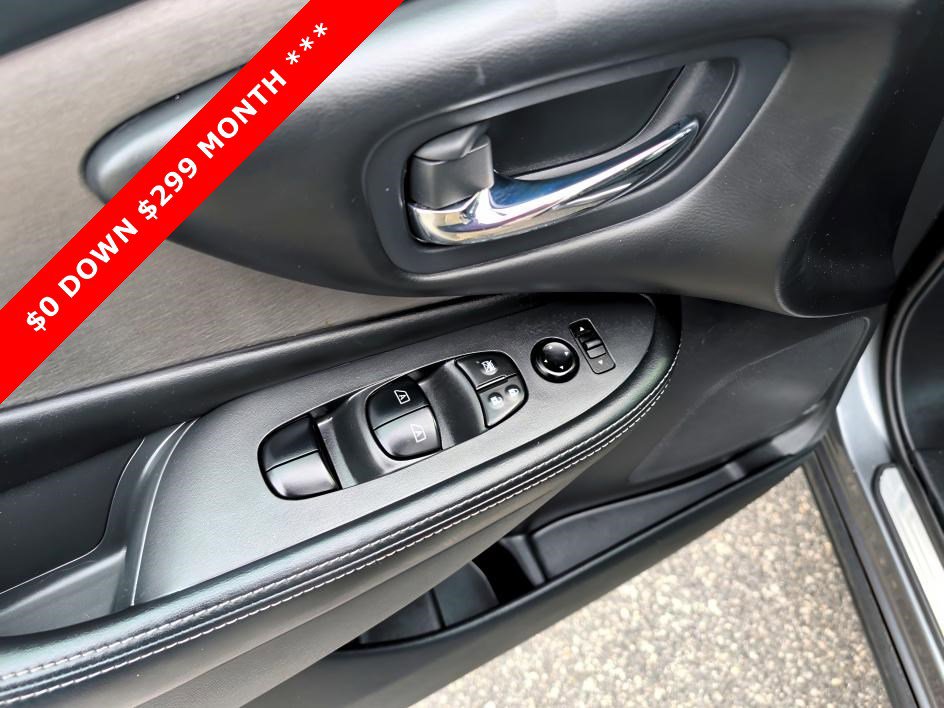 Used 2021 Nissan Murano SV w/ SV Special Edition Package image 17