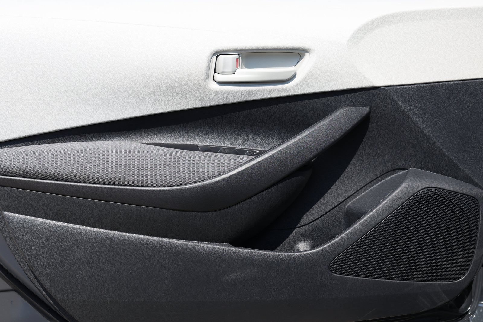 New 2026 Toyota Corolla LE FWD image 22