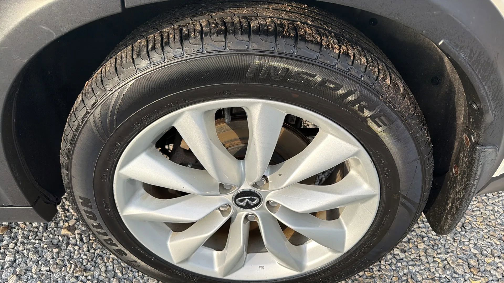 Used 2019 INFINITI QX50 Essential w/ Premium Heat Package image 2