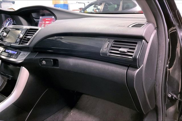 Used 2015 Honda Accord EX image 16
