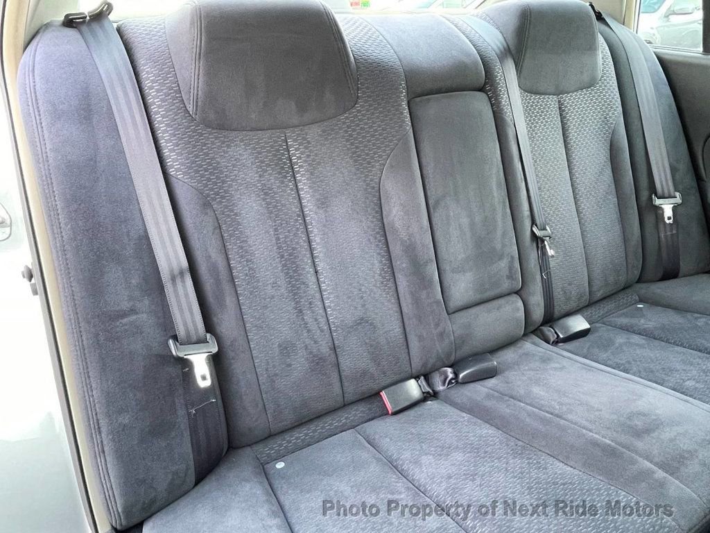 Used 2005 Nissan Altima 2.5 S w/ (S02) Side Airbags Pkg FWD image 13