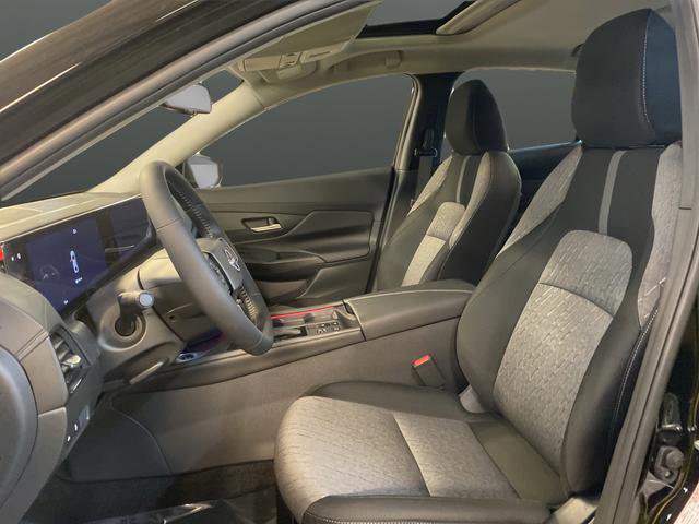 New 2026 Nissan Sentra SV w/ SV Convenience Package FWD image 4