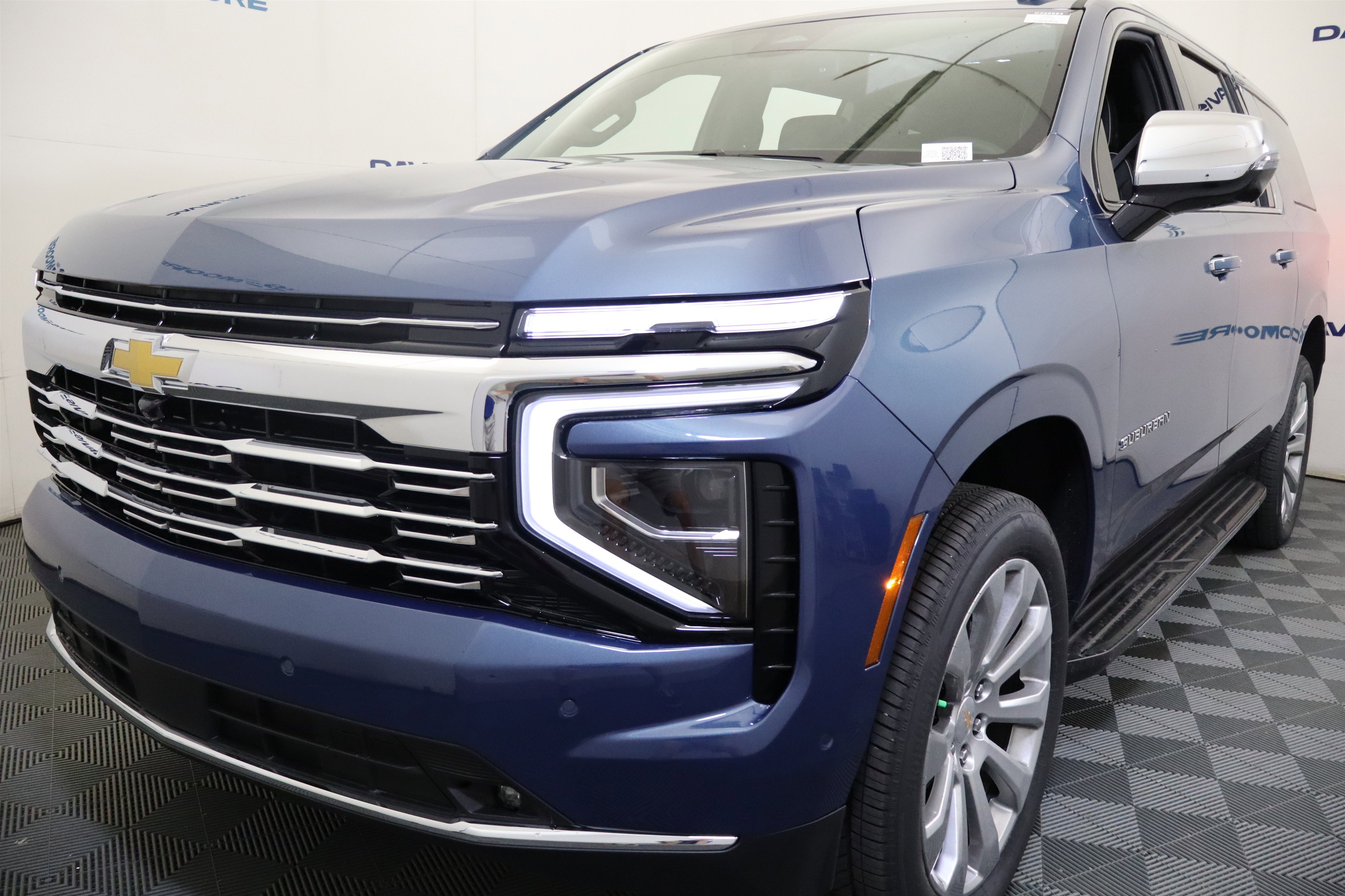 New 2025 Chevrolet Suburban Premier image 11