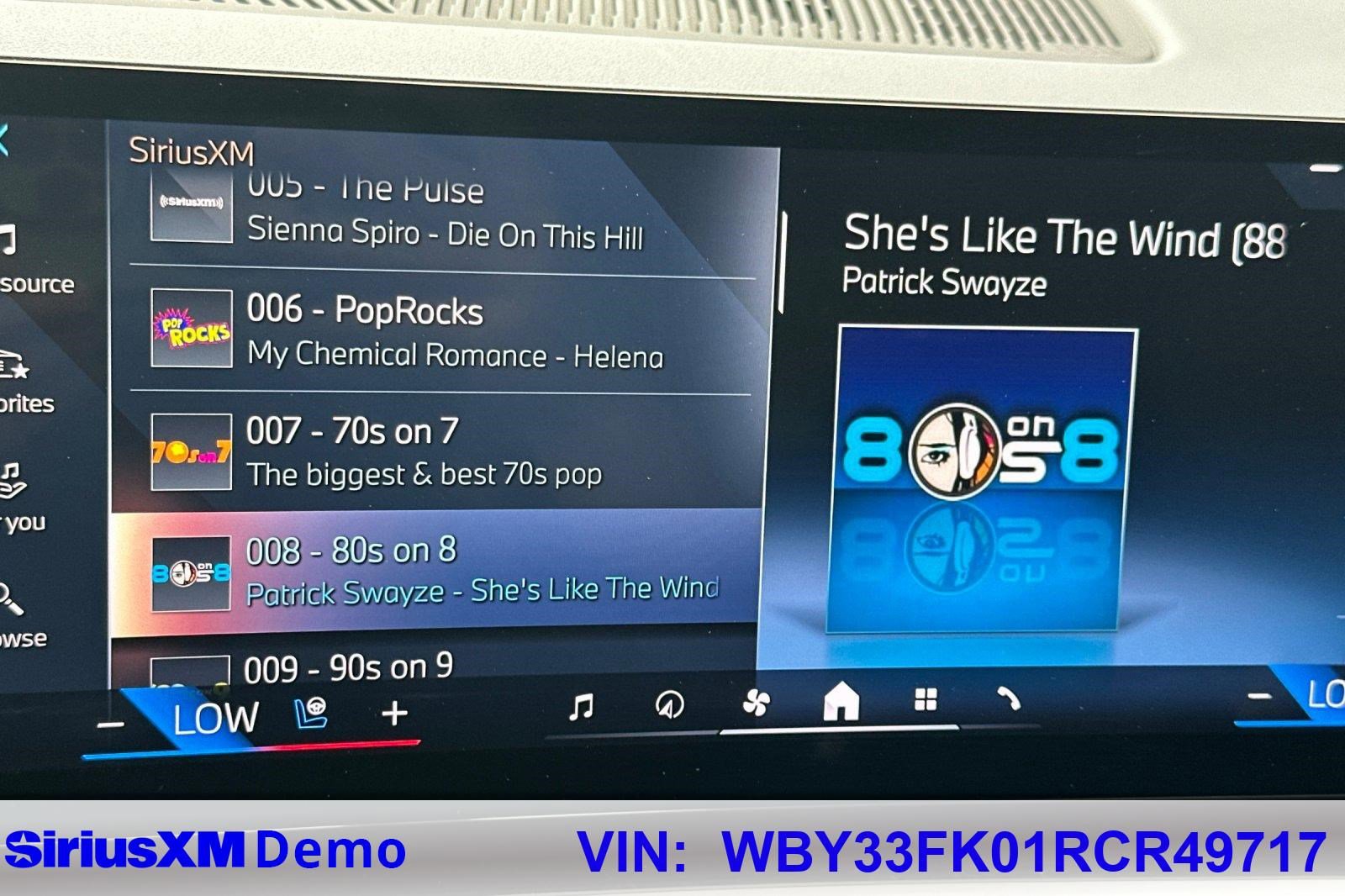 Certified 2024 BMW i5 eDrive40i w/ Premium Package image 39