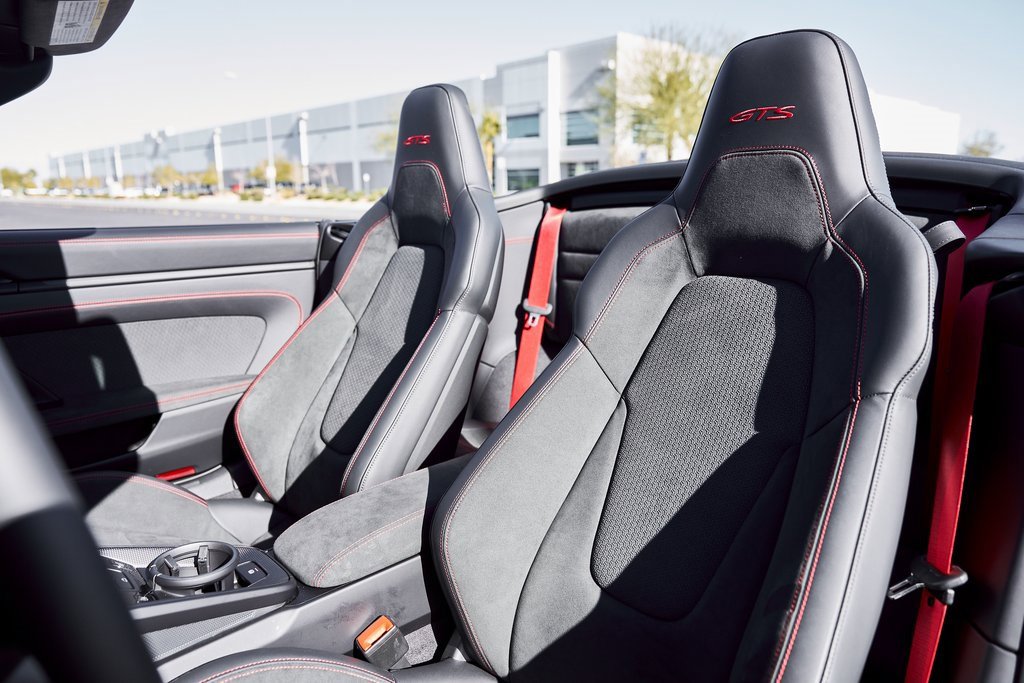 Used 2026 Porsche 911 Carrera GTS w/ Premium Package image 41