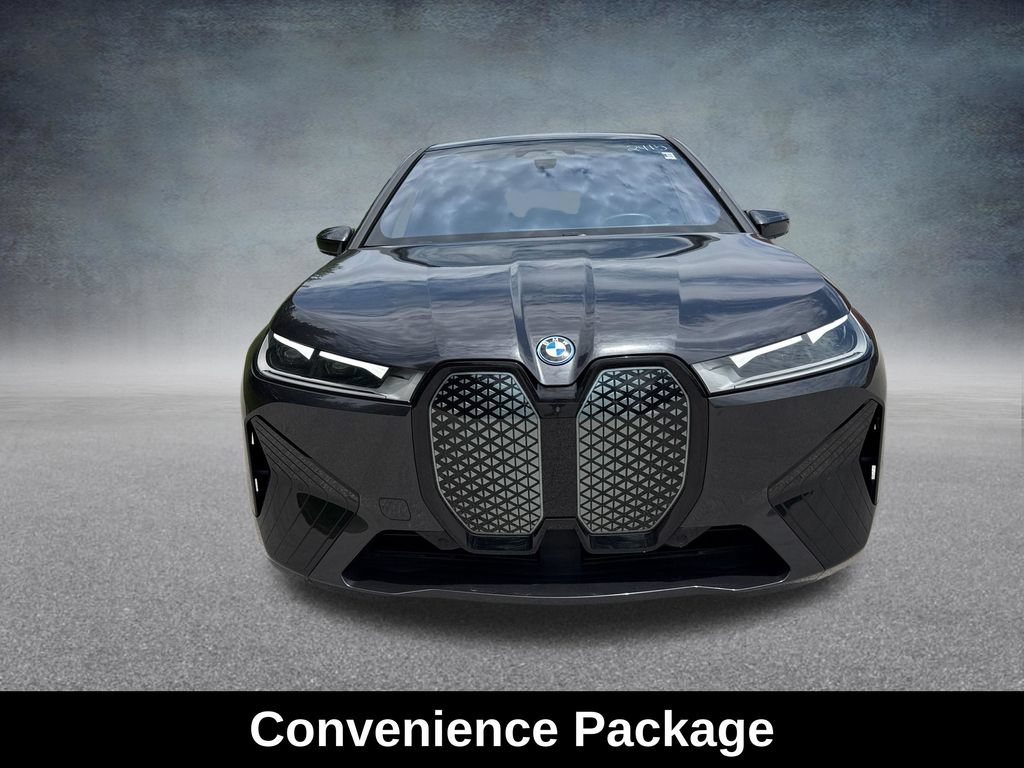 Used 2025 BMW iX xDrive50 AWD/4WD image 10