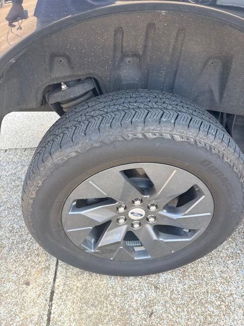 Used 2025 Ford F150 Lightning XLT AWD/4WD image 15