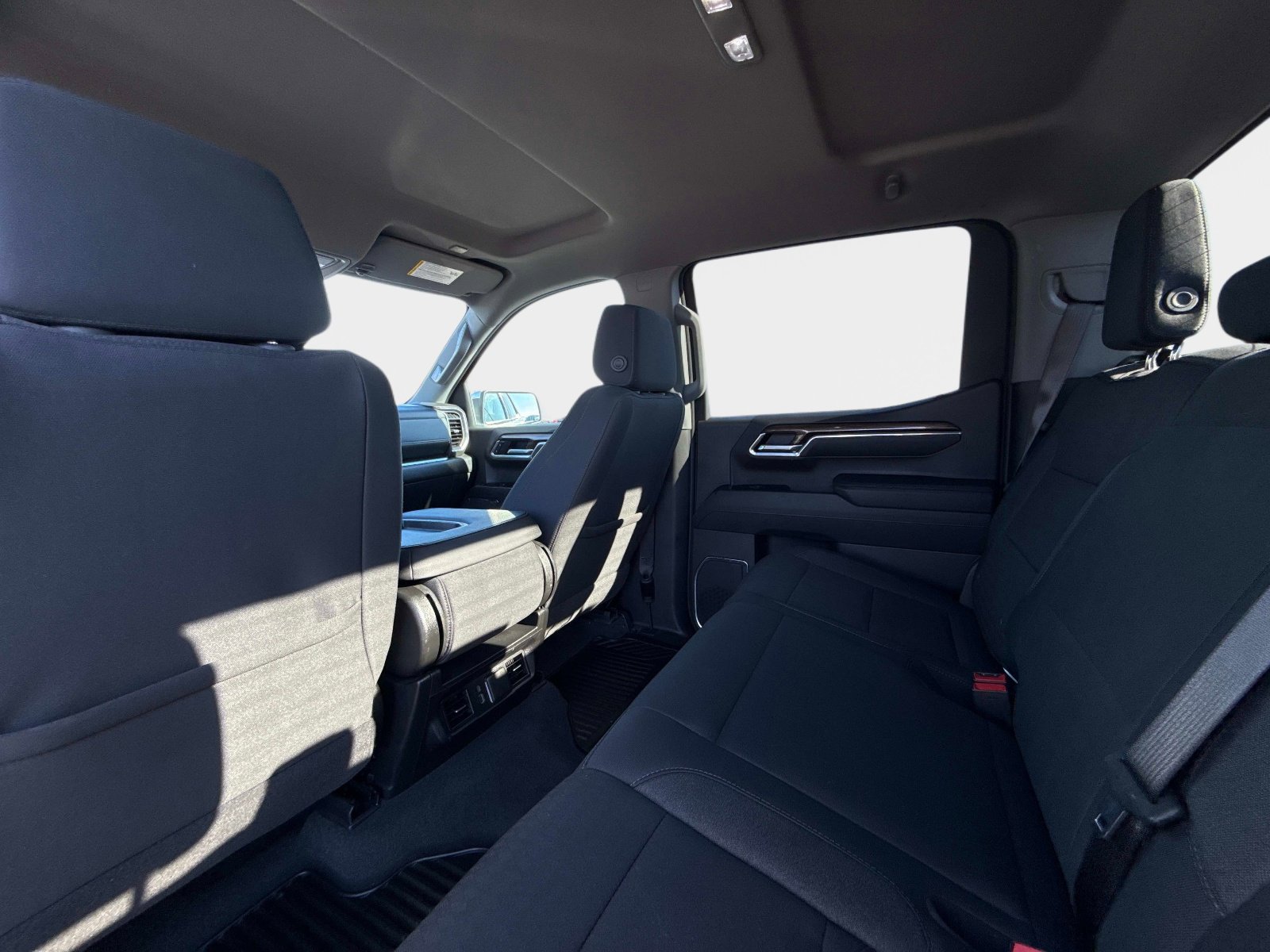 Used 2025 Chevrolet Silverado 1500 LT image 19