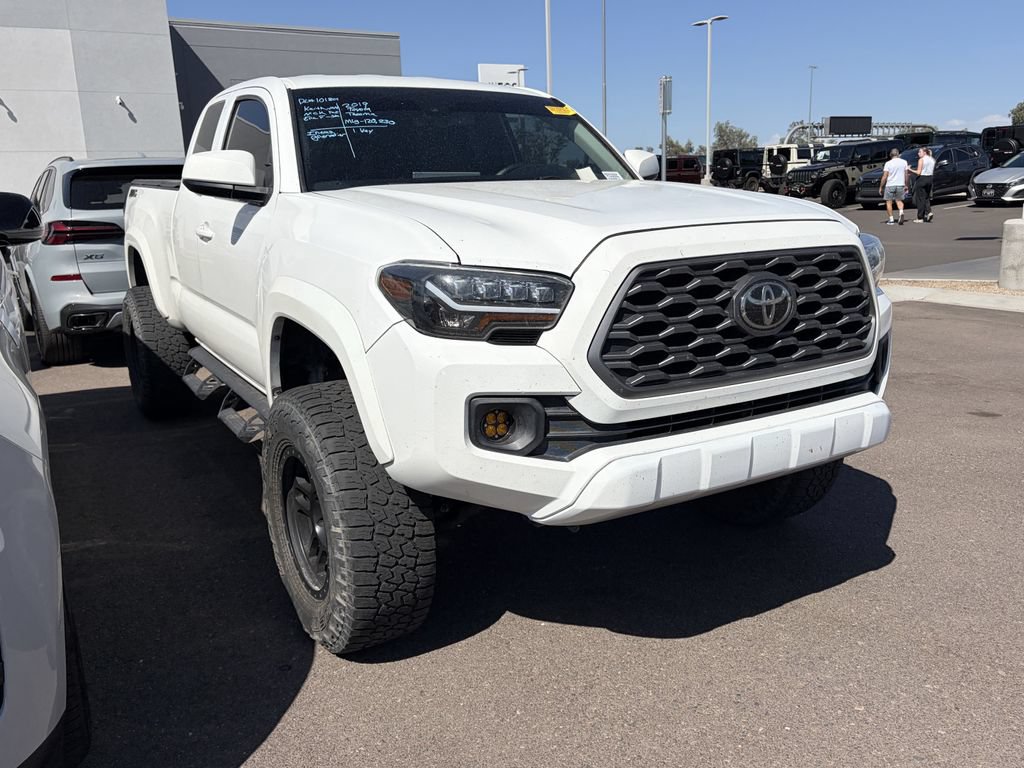 Used 2019 Toyota Tacoma SR5 RWD image 4