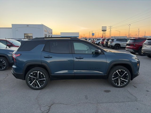 New 2026 Chevrolet Equinox RS w/ LPO, Floor Liner Package image 7