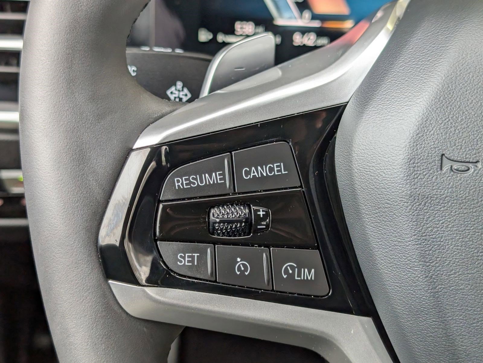 Used 2025 BMW 330i Sedan image 18