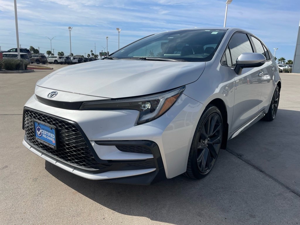 Used 2023 Toyota Corolla SE image 5