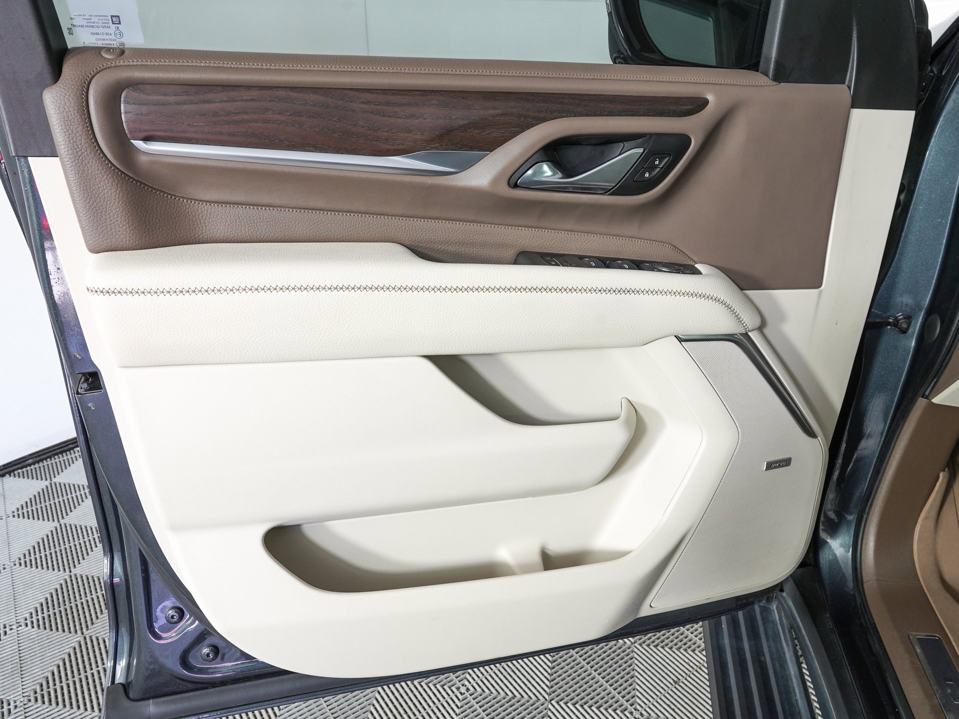 Used 2021 GMC Yukon Denali image 17