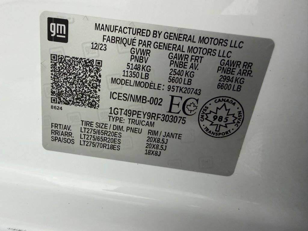 Used 2024 GMC Sierra 2500 AT4 w/ AT4 Premium Plus Package AWD/4WD image 38